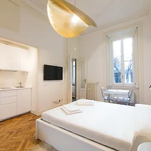 Apartment Brera Design And Bright Flat