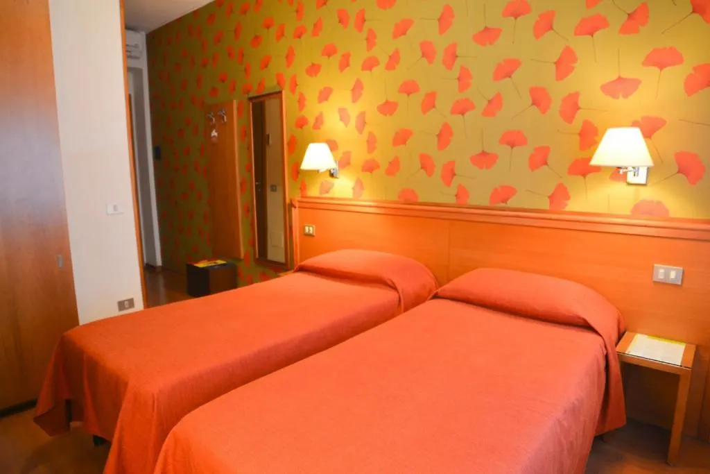 Eco Hotel Milano & Bioriso Restaurant 3*, Milan