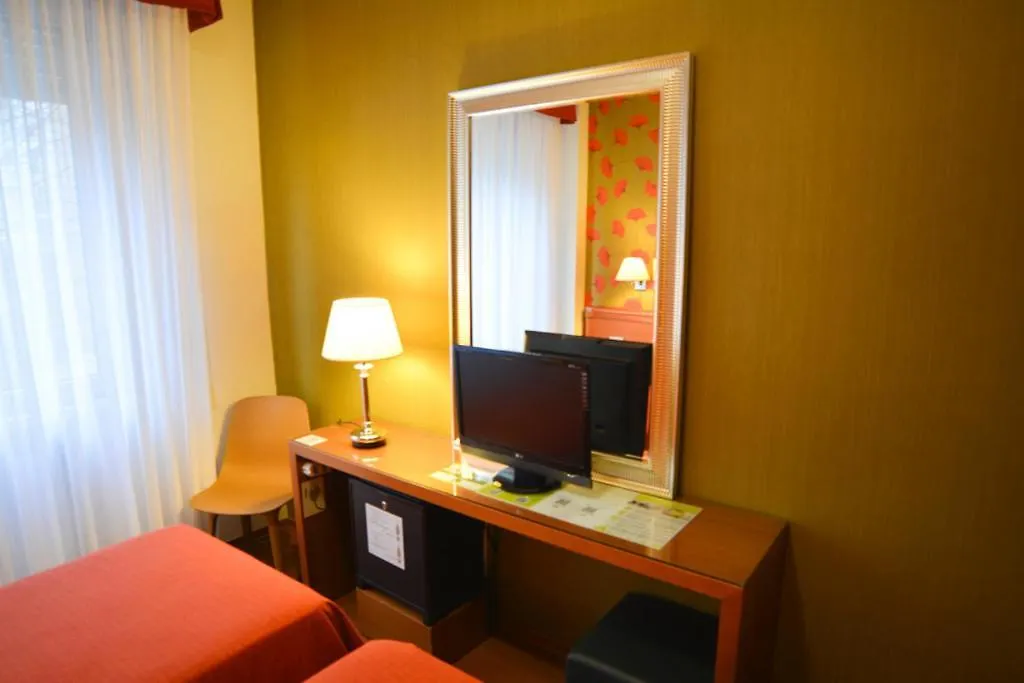 ***  Eco Hotel Milano & Bioriso Restaurant Italy